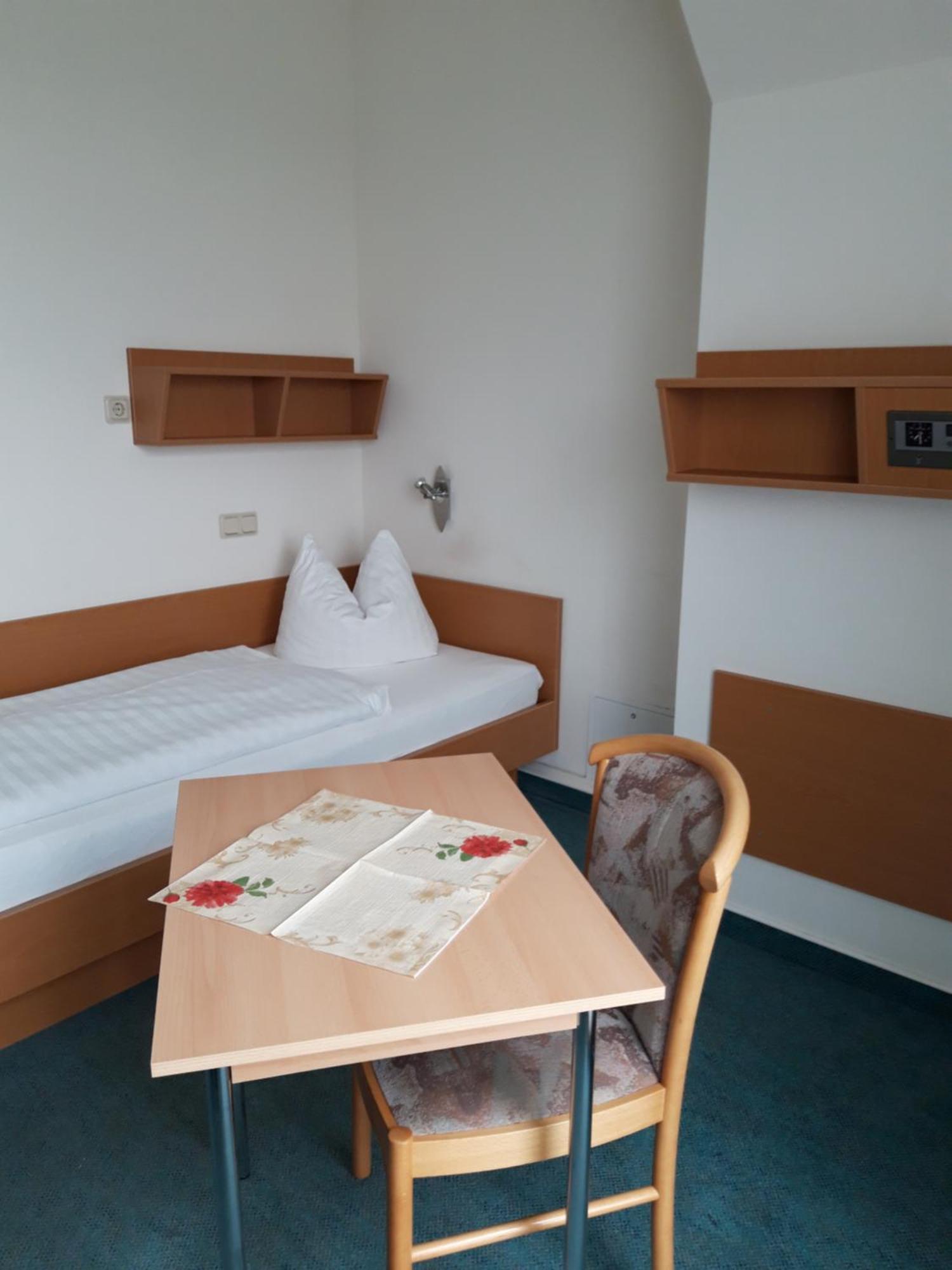 Hotel Zum Sportforum 블랑켄부르크 객실 사진