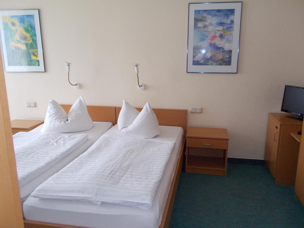 Hotel Zum Sportforum 블랑켄부르크 객실 사진